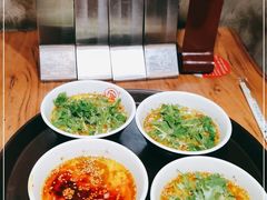 -万记麻辣烫国展总店