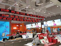 -LOHO眼镜(上海晶耀前滩商场店)