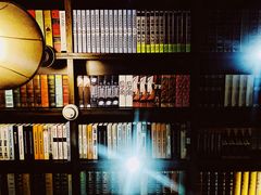 -钟书阁(松江泰晤士小镇店)