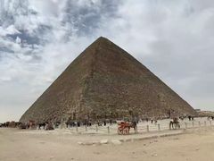 -吉萨金字塔群
