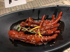 卤味鸡爪-桂满陇天书(南京德基旗舰店)