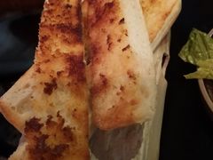 -KONG by Bread & Beast