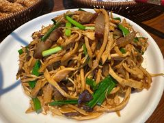 -唐师傅湘西名菜馆(武陵路店)