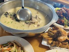 -雪湖煜辰鱼头老店(雪野湖店)