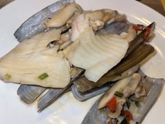 -上海西藏大厦万怡酒店Momo Cafe(徐汇店)