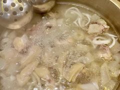 竹笙椰子鸡-润园四季椰子鸡火锅(南山海岸城店)