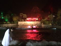 -森波拉火山温泉