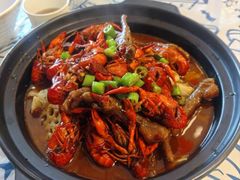 -松哥油焖大虾.小龙虾.黑鸭煲(海岸城店)