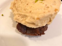 -MADO冰淇淋咖啡馆(淘金店)