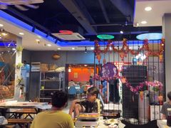 -老街烧烤大排档·地道湖北菜·龙虾馆(汉口火车站店)