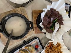 -乜都得港式茶楼(天贵路店)