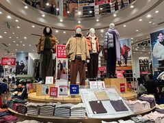 -优衣库(上海颛桥万达广场店)