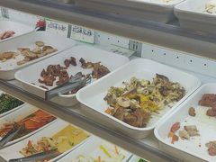 -哈尔滨小酒馆·鲜肉现穿自助烧烤(康新花园店)
