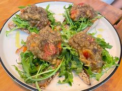 三种酱配酸面包-Mesa Madre梅萨妈妈·Bintana(国贸店)