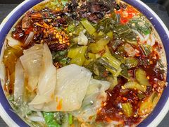 -云阿蛮云南生烫牛肉米线(奉贤路店)