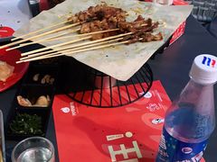 -何师烧烤Pro ·江湖川菜·小龙虾·精酿(太古里旗舰店)