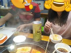 -两三事小郡肝串串香火锅(桂庙店)