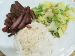 叉烧饭-粤味轩快餐店(天下第一泉店)