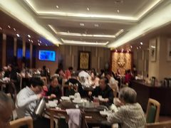 -广州中心皇冠假日酒店·百粤楼