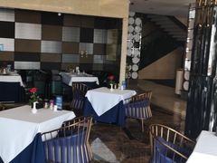 -马克西姆俄罗斯餐厅(通亚街店)