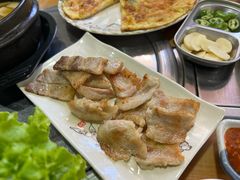 -故乡家韩国料理(丹东街店)