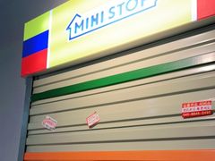 -邹家军铁锅炖(杨家湾店)