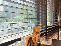 -铭牛烧肉·和牛海鲜自助(高新月牙湖店)