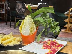 -顶顶汤火牛排火锅·经典铜锅涮肉