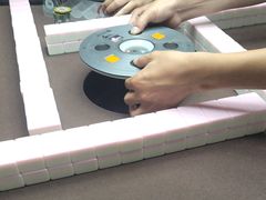 -叶子戏·24小时自助棋牌室(周浦万达店)