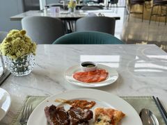 -锦厨自助餐厅·海鲜·牛扒(海口索菲特大酒店)