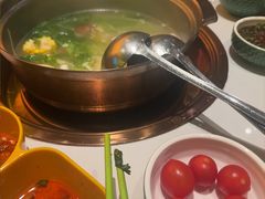 -润园四季椰子鸡火锅(卓越INTOWN店)