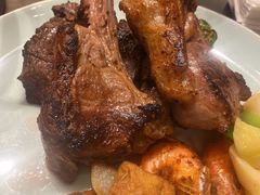 -飨食汇全日制餐厅·昆山皇冠假日酒店(九方店)
