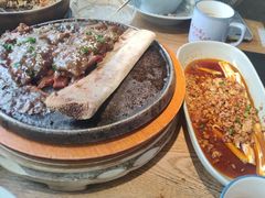 -蜜桃餐厅·伴山(湖滨商业街店)