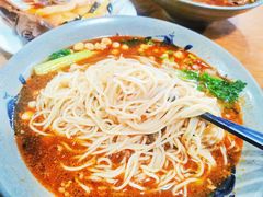 -丁丁猫重庆小面(徐州路店)