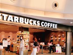 门面-星巴克(西安机场1店T3到达店)