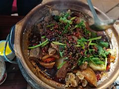 -沙胆彪炭炉牛杂煲(成都玉林店)
