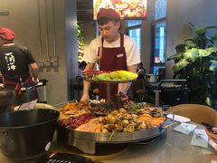 -日进一片海.生腌海鲜火锅.宵夜烧烤(三里屯总店)