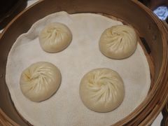 全蟹膏小笼包-桂满陇·手作小笼包&江南叫花鸡(中山公园店)
