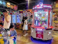 -卡通尼乐园(银泰店)