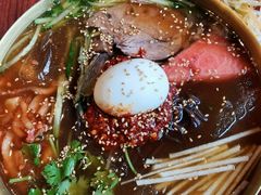 特色现压冷面-聚合鑫东北熏酱熟食麻辣面(长阳店)