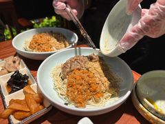 -裕兴记•蟹黄面馆(人民广场店)