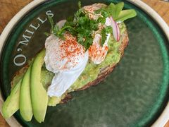 牛油果温泉蛋吐司-O'mills Sourdough Bakery&Bistro(永嘉路店)