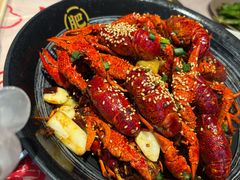 -肥肥虾庄·金牌油焖大虾(汉街SKP店)