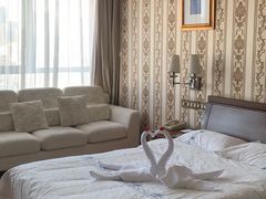 -大连长城大饭店(西安路地铁站店)