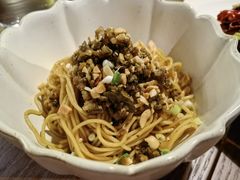 -肆海小川菜酒馆Wine Bistro (青年路店)
