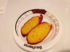 法式蒜香面包-爱丽丝牛排西餐厅(光谷步行街店)