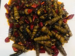 -扒虾小妹儿麻辣海鲜(宏图街店)