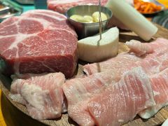 -唯成•韩国炭火烤肉 유성고기