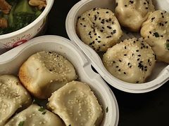 虾肉生煎-小杨生煎(黄河路美食休闲街店)