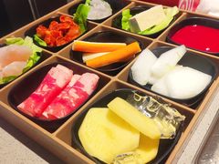 -海底捞火锅(静安大融城店)